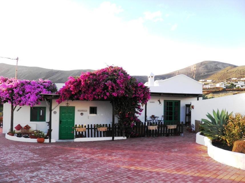 Vivienda Vacacional El Lagarto Mácher Exteriör bild